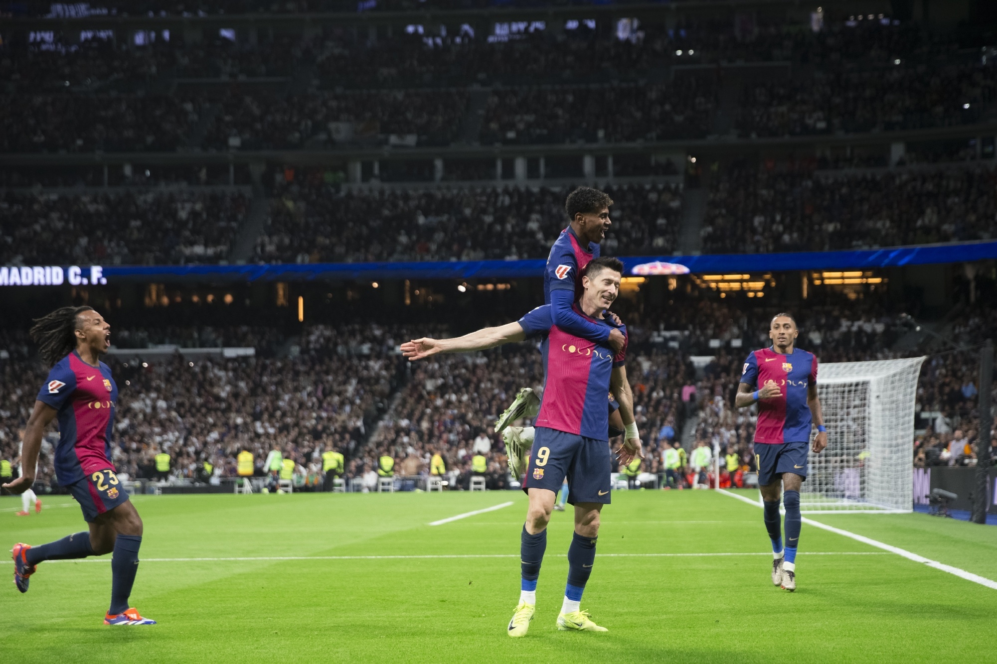 英国威廉希尔-巴萨在欧冠联赛中的表现是否具备冲击力？